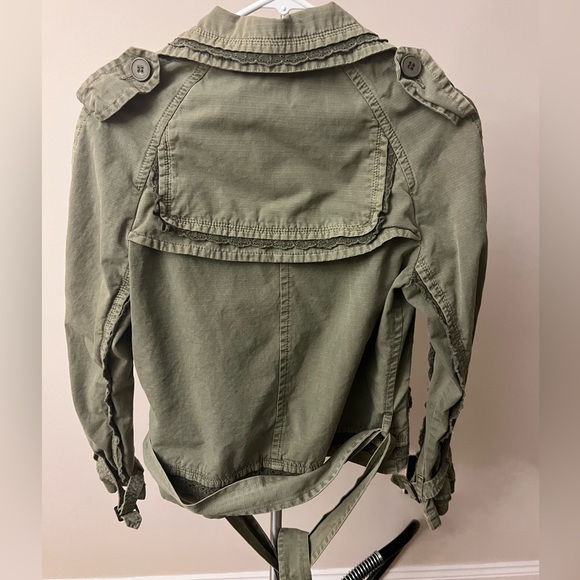 Joie olive green cropped trench coat with lace detail - size S - Picture 2 of 5